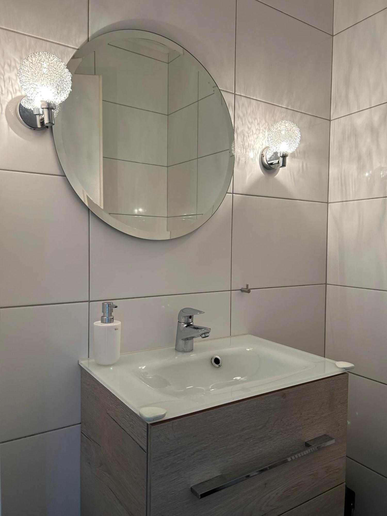 Ferienwohnung O107 Xxl I 160M2 I Kamin I Balkon I 2 Wc I Kuecheninsel Ibbenbüren Exterior foto